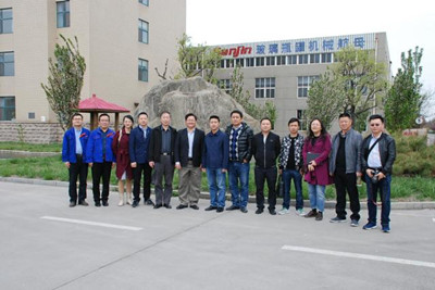 1495501646125661.jpg 貴州茅臺(tái)照片1_副本.jpg